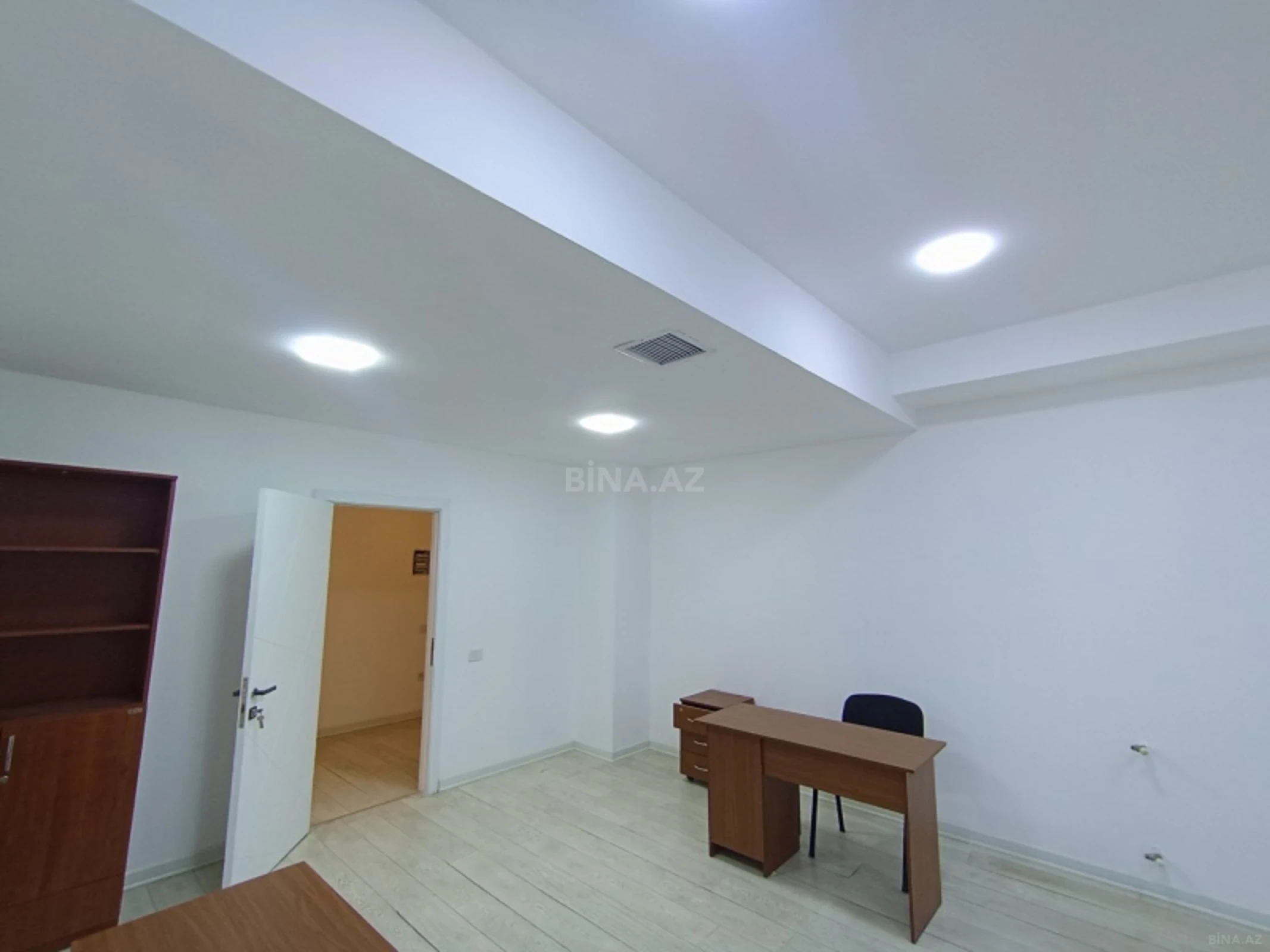 Kirayə verilir 1 otaqlı ofis 35 m²