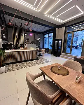 Kirayə verilir obyekt 260 m²