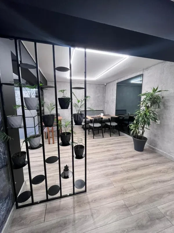 Kirayə verilir obyekt 260 m²