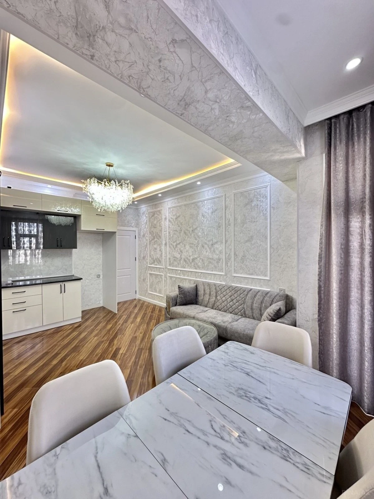 Satılır 3 otaqlı mənzil 80 m²