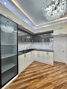 Satılır 3 otaqlı mənzil 80 m²