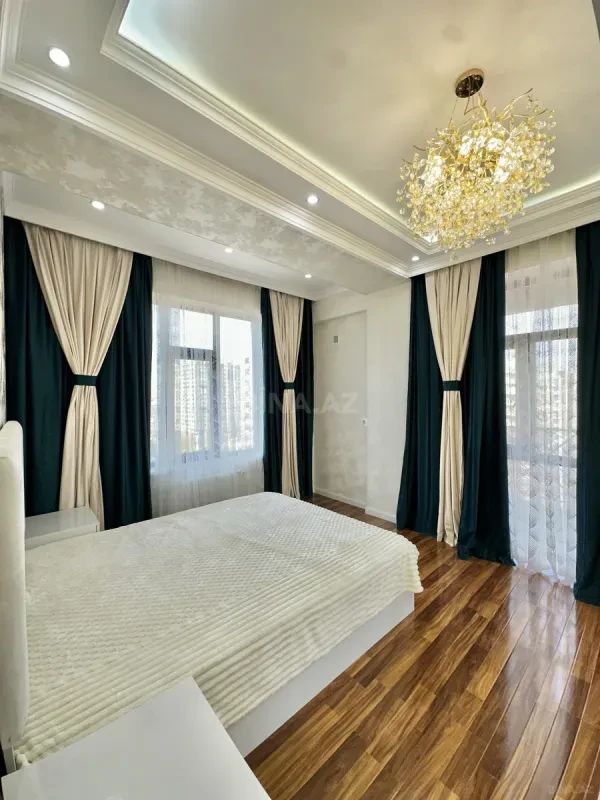 Satılır 3 otaqlı mənzil 80 m²