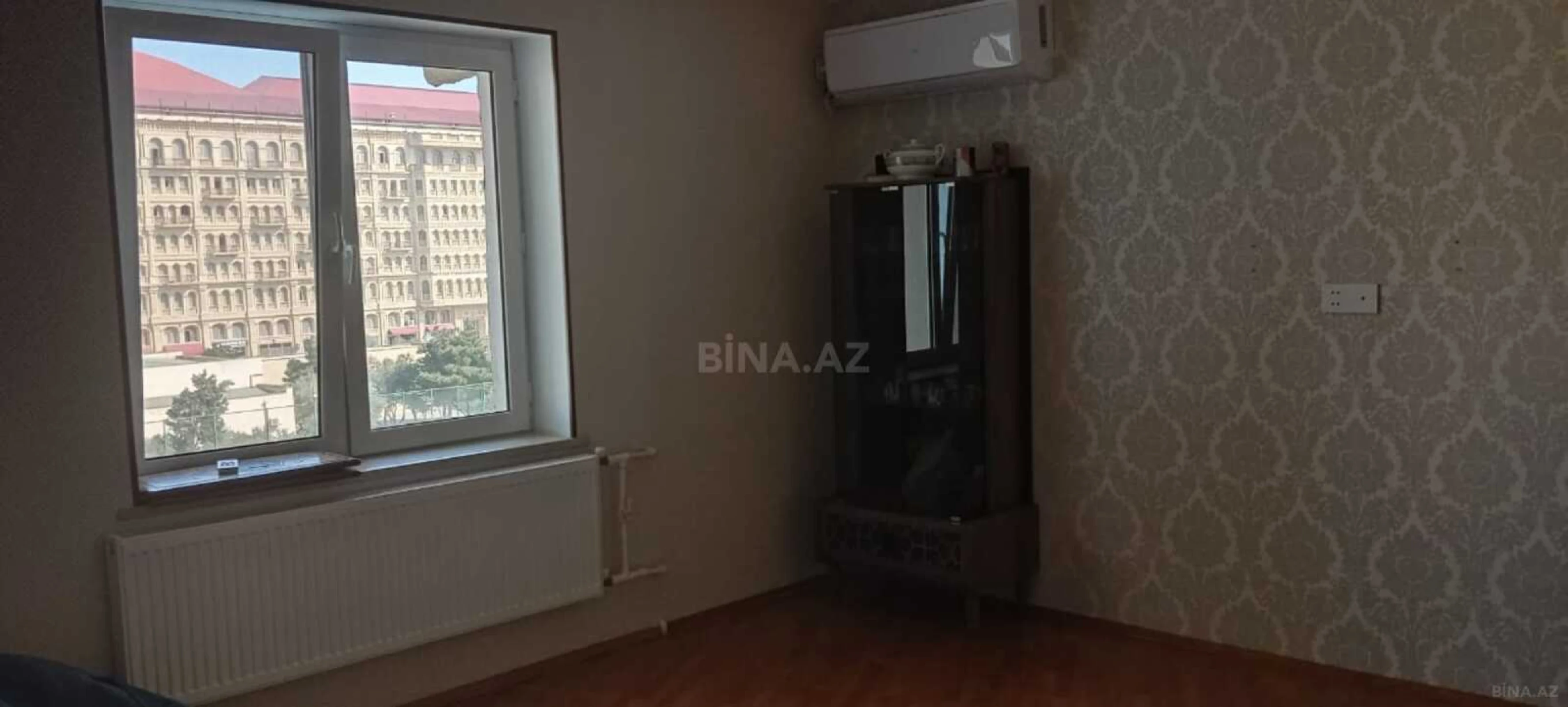 Kirayə verilir 2 otaqlı mənzil 90 m²