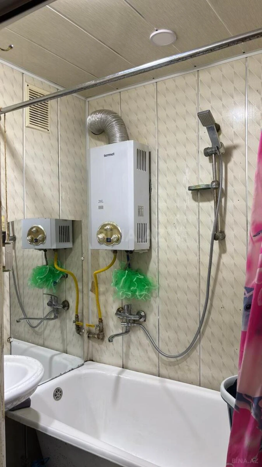 Satılır 2 otaqlı mənzil 55 m²