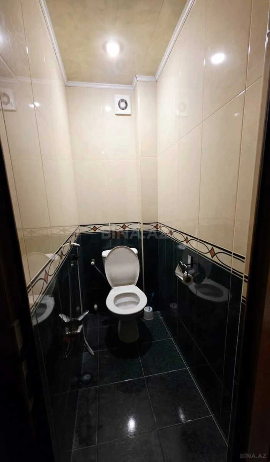 Satılır 2 otaqlı mənzil 65 m²
