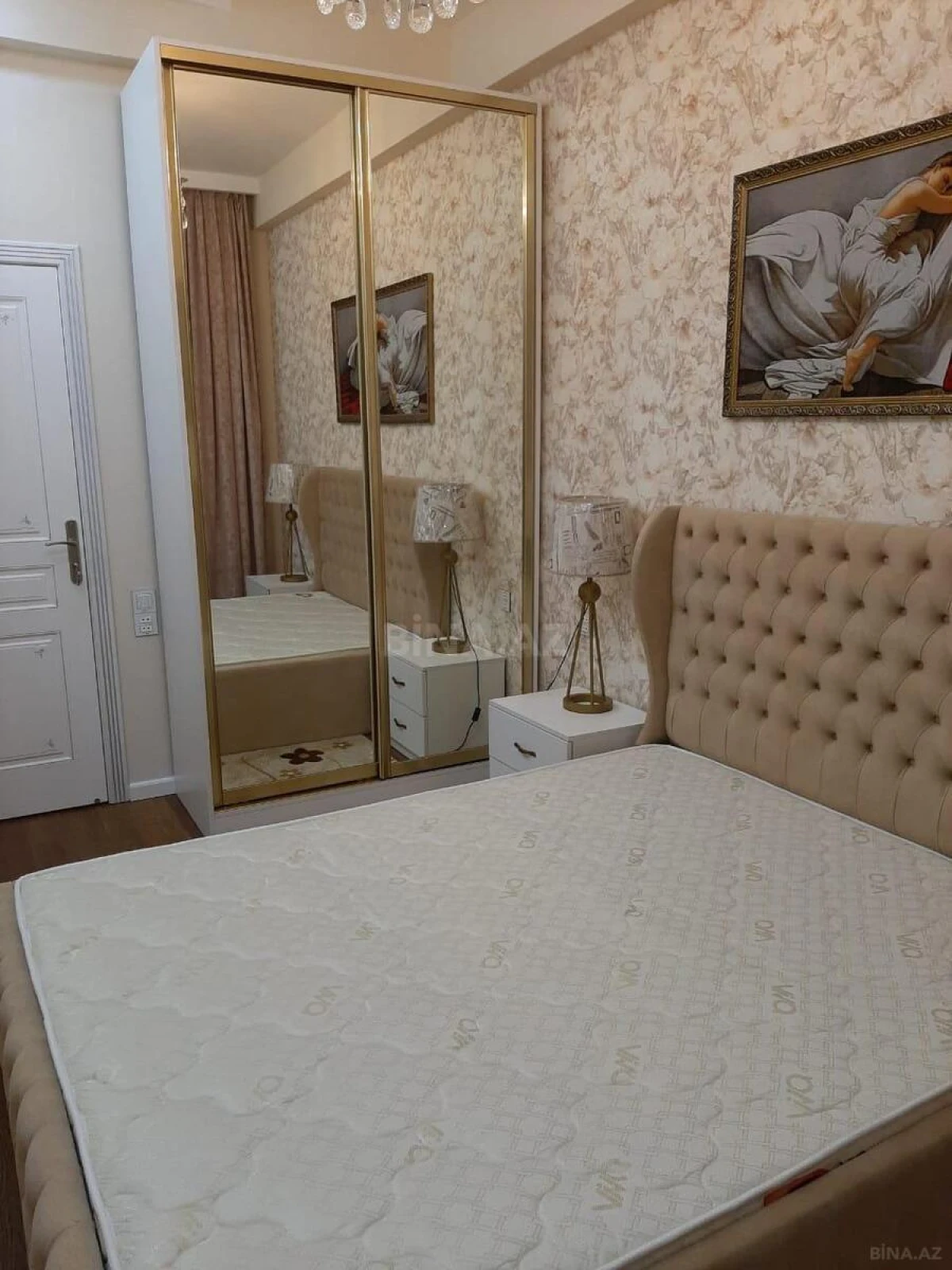 Kirayə verilir 2 otaqlı mənzil 60 m²