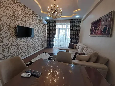 Kirayə verilir 2 otaqlı mənzil 60 m²
