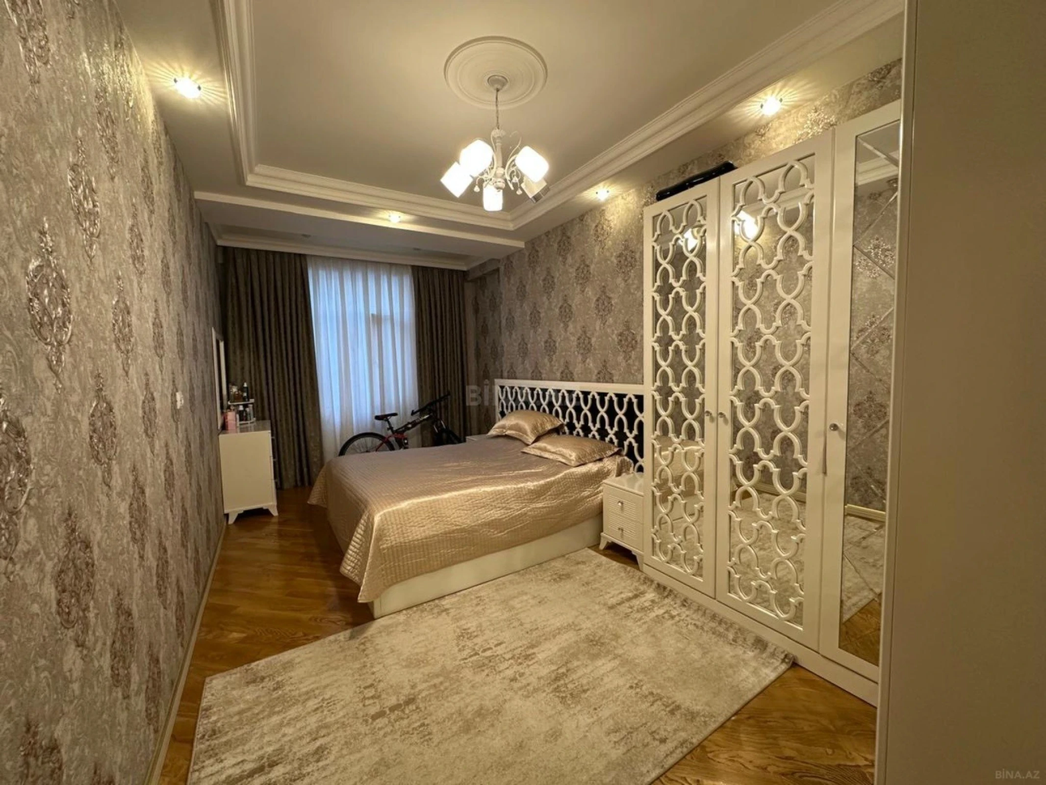 Satılır 3 otaqlı mənzil 100 m²