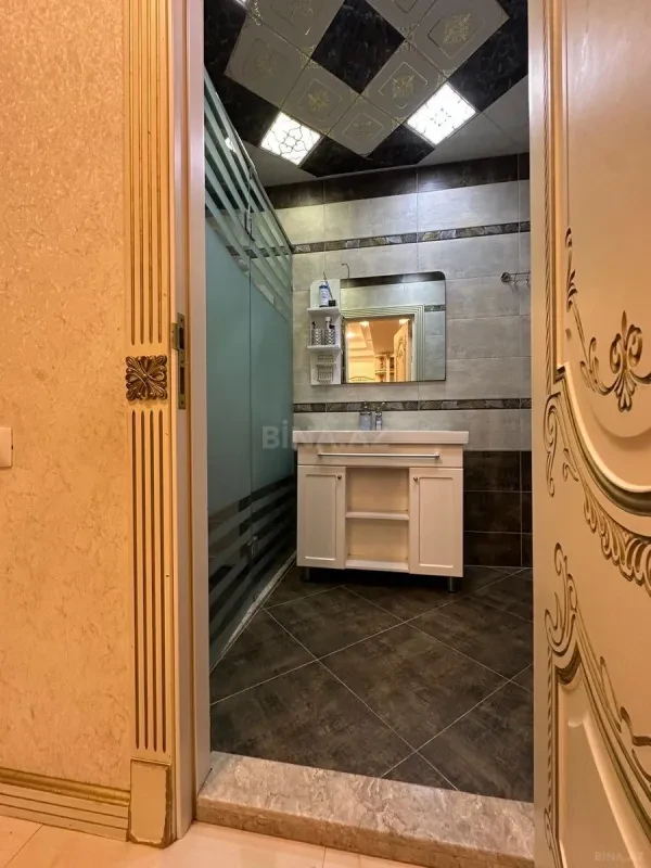 Satılır 3 otaqlı mənzil 100 m²