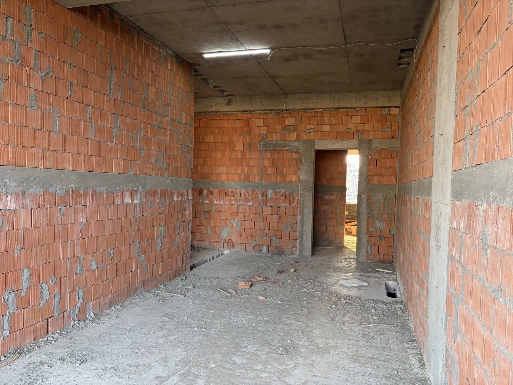 Satılır 1 otaqlı mənzil 50 m²