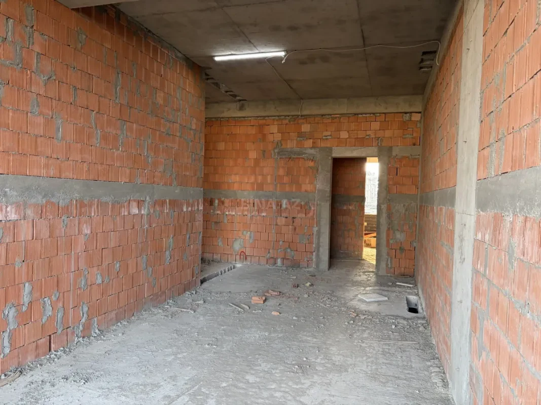 Satılır 1 otaqlı mənzil 50 m²