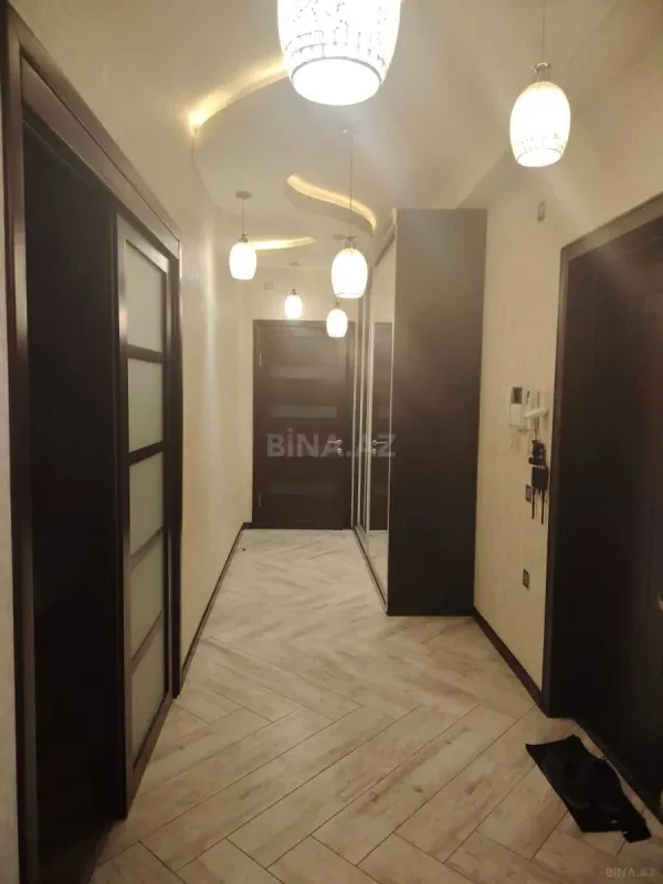 Kirayə verilir 2 otaqlı mənzil 98 m²