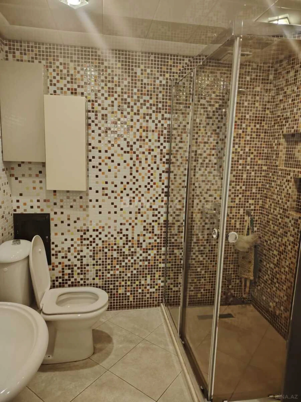 Kirayə verilir 2 otaqlı mənzil 98 m²