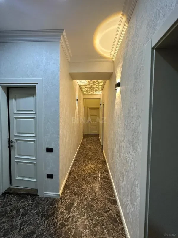 Kirayə verilir 3 otaqlı mənzil 150 m²