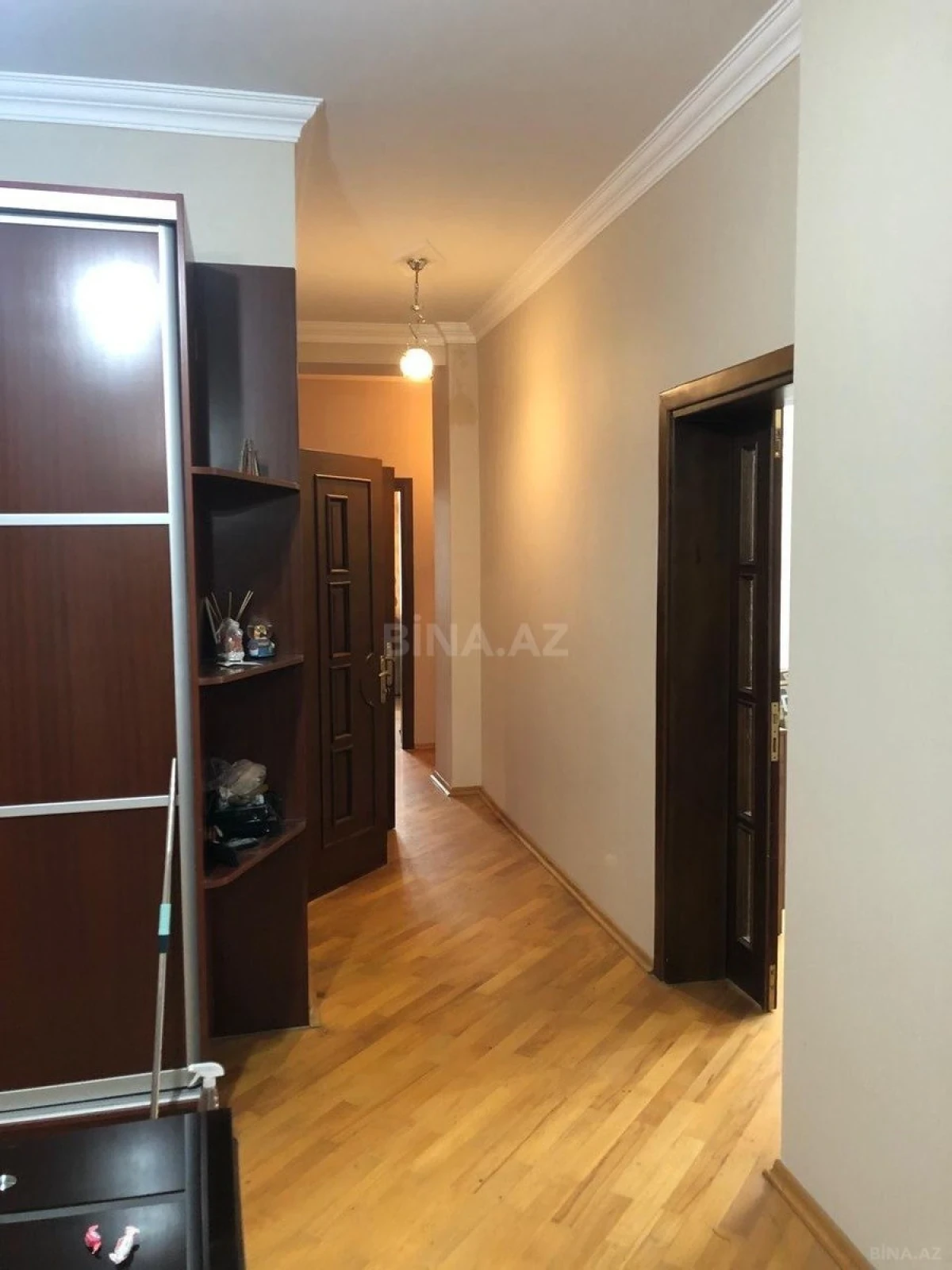 Kirayə verilir 3 otaqlı mənzil 130 m²