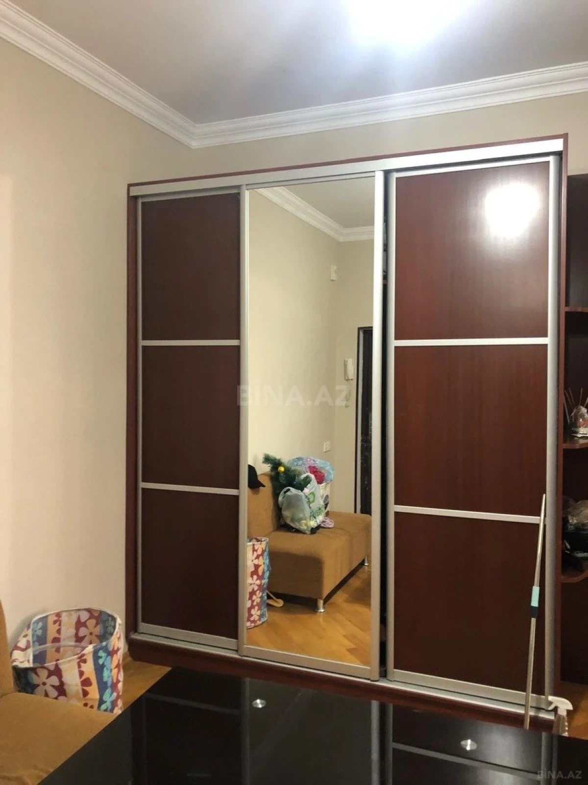 Kirayə verilir 3 otaqlı mənzil 130 m²