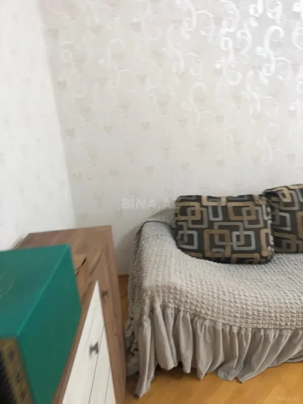 Kirayə verilir 3 otaqlı mənzil 130 m²