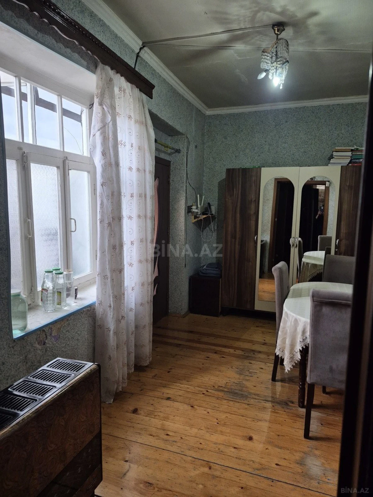 Satılır 6 otaqlı həyət evi 120 m²