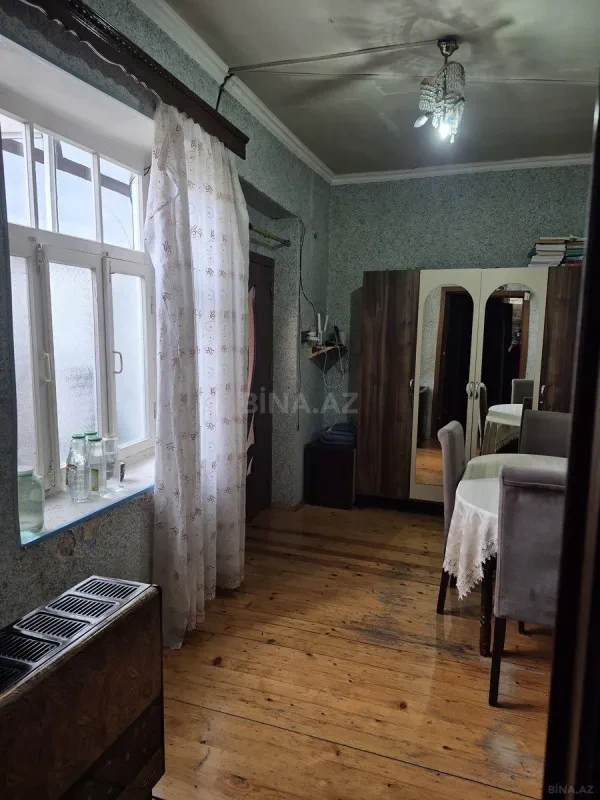 Satılır 6 otaqlı həyət evi 120 m²
