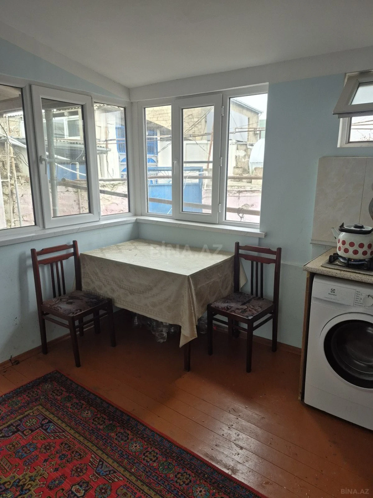 Satılır 6 otaqlı həyət evi 120 m²