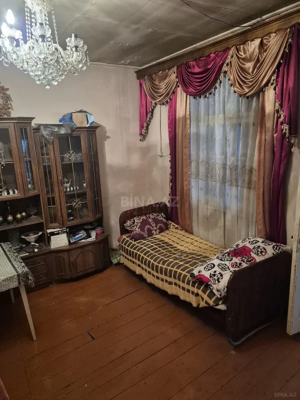Satılır 6 otaqlı həyət evi 120 m²