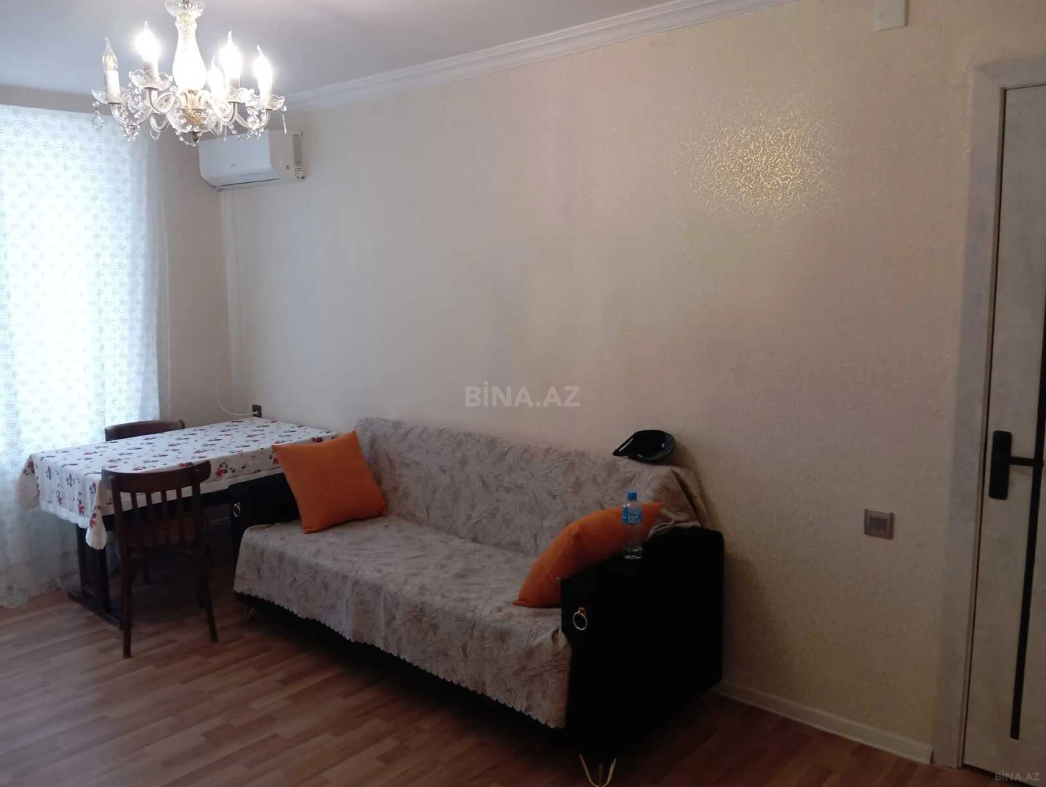 Satılır 2 otaqlı mənzil 42 m²