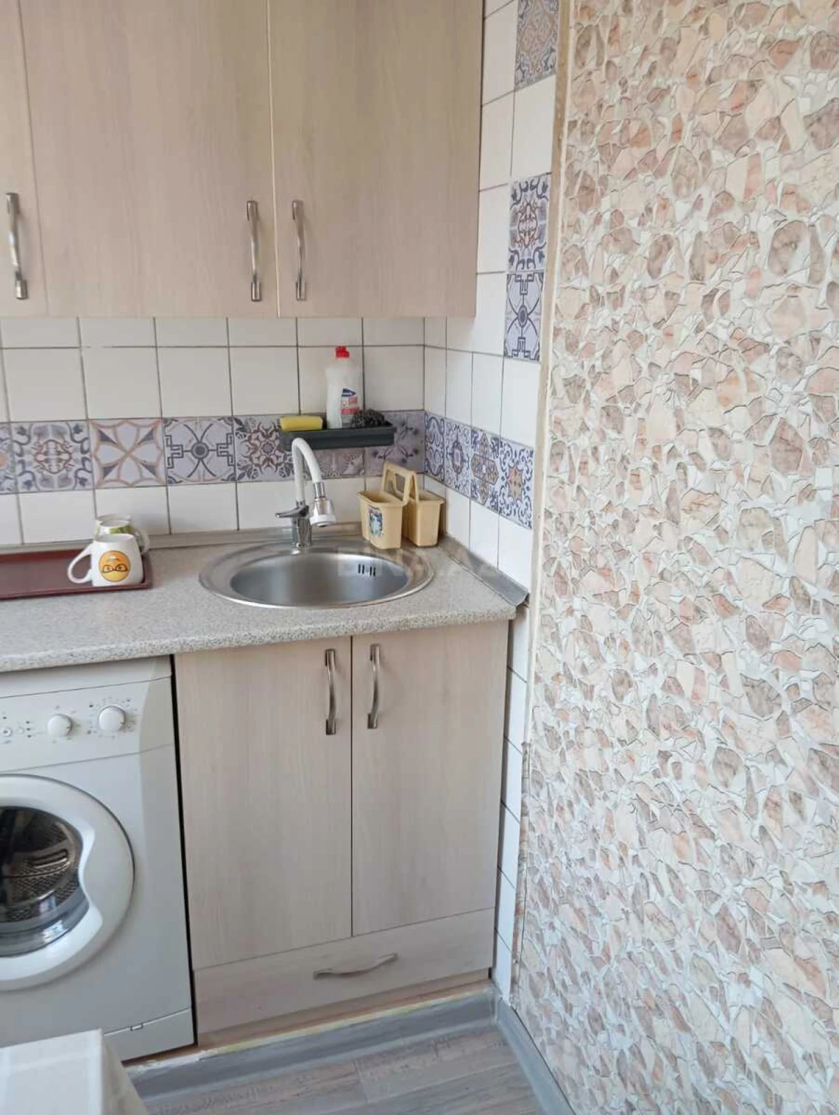 Satılır 2 otaqlı mənzil 42 m²