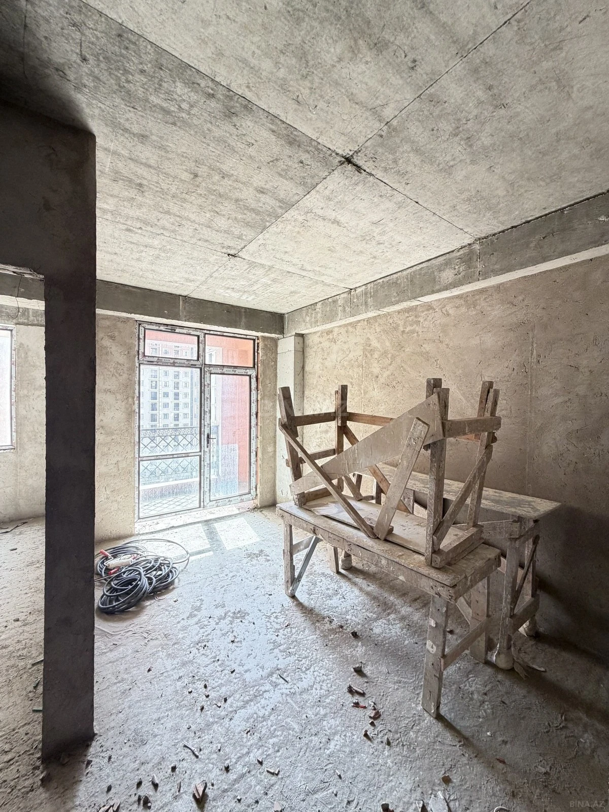 Satılır 2 otaqlı mənzil 53 m²