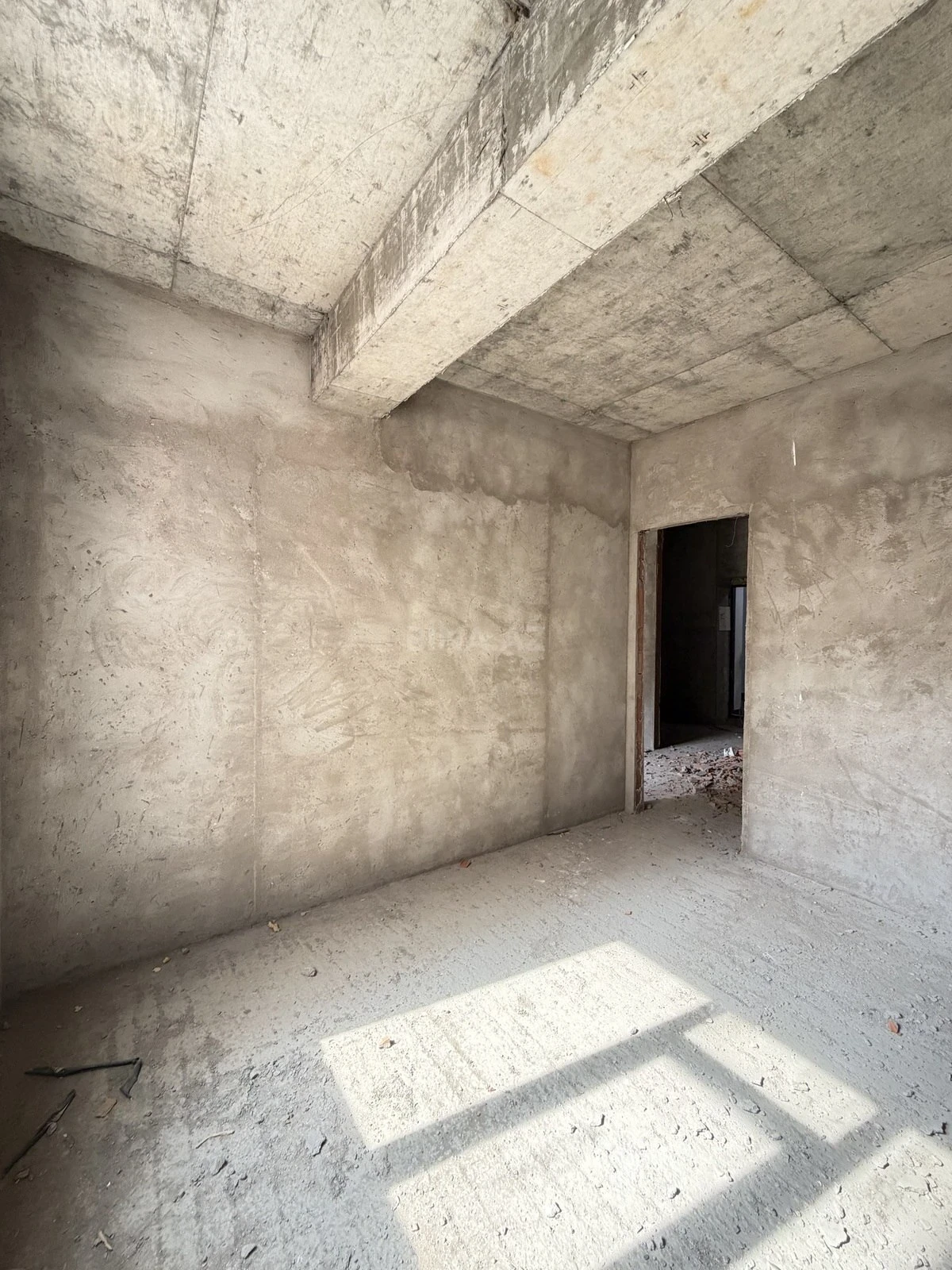 Satılır 2 otaqlı mənzil 53 m²