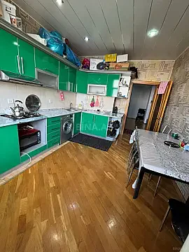 Satılır 2 otaqlı mənzil 90 m²