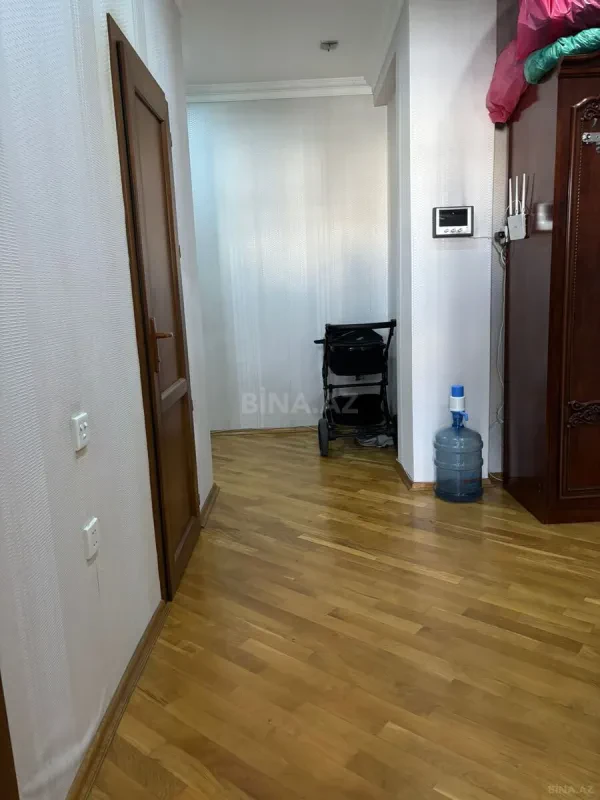 Satılır 2 otaqlı mənzil 90 m²