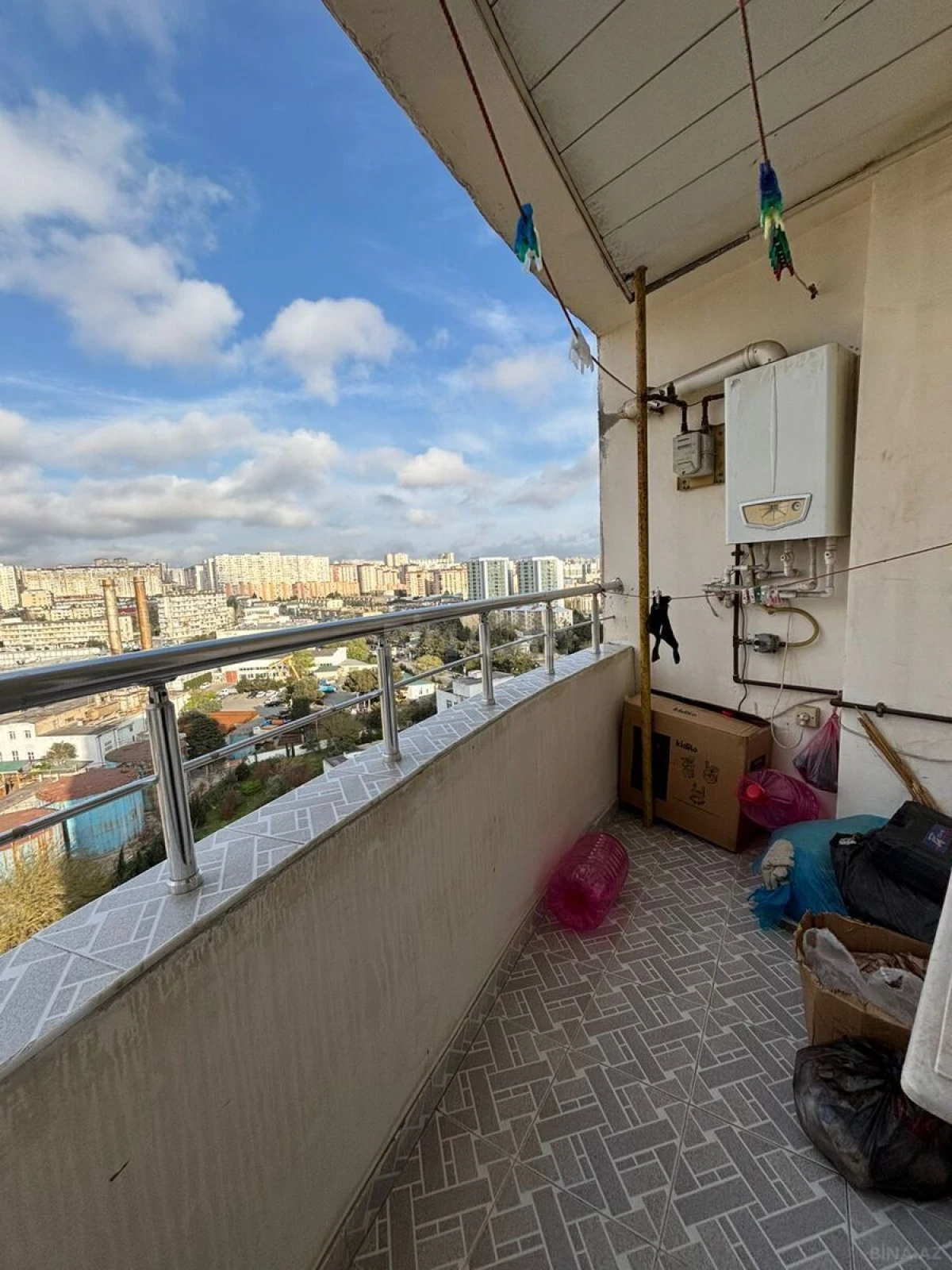 Satılır 2 otaqlı mənzil 90 m²