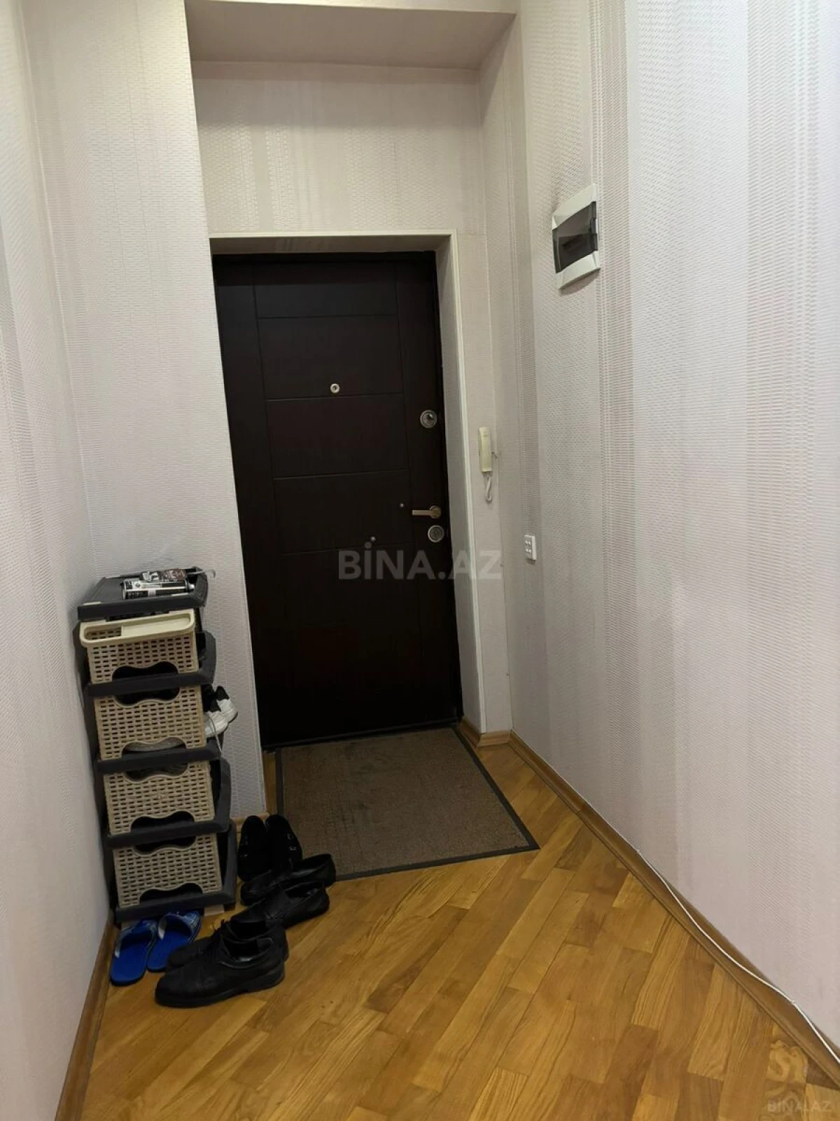 Satılır 2 otaqlı mənzil 90 m²