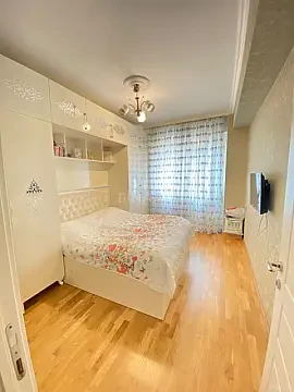 Satılır 3 otaqlı mənzil 63 m²
