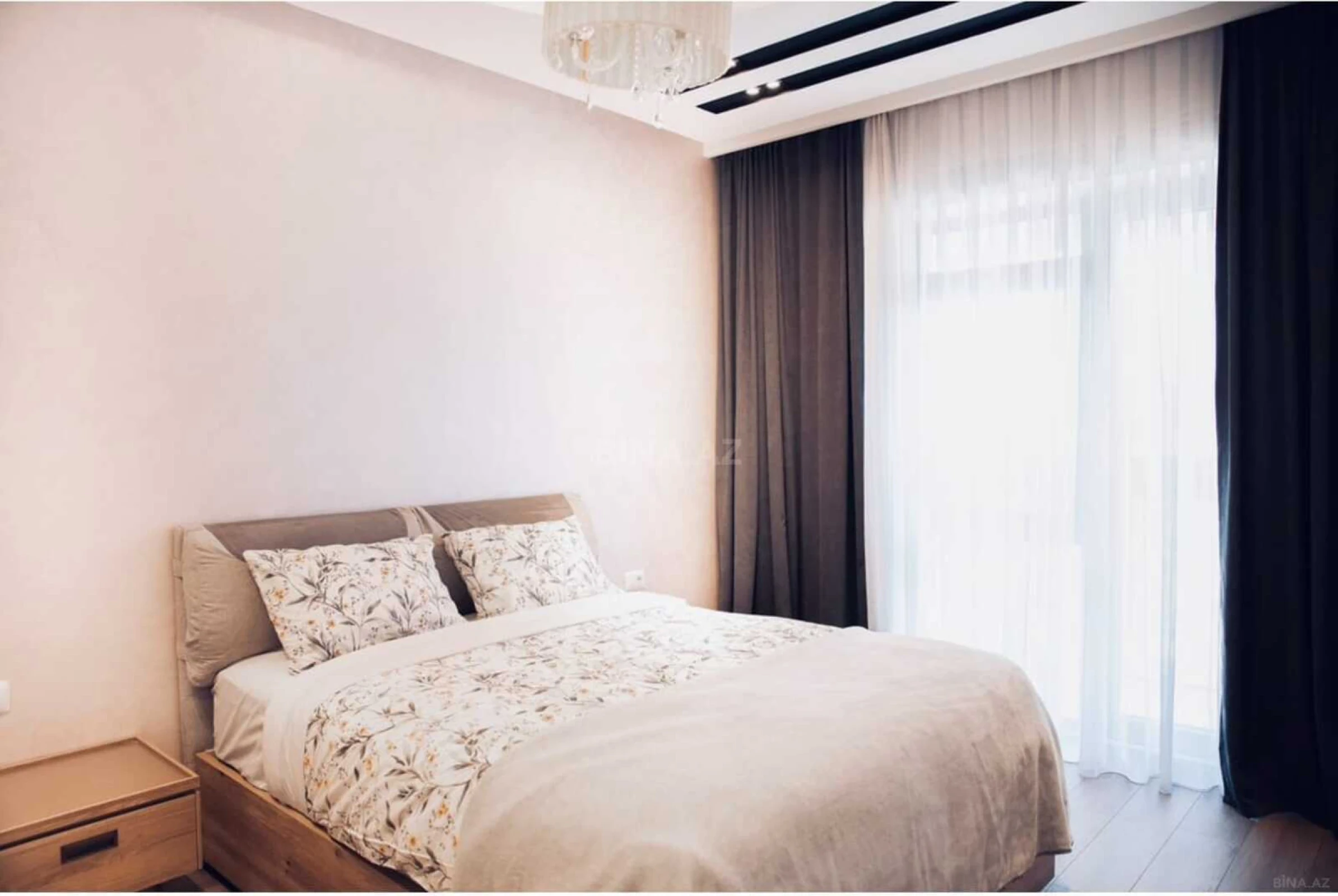 Kirayə verilir 2 otaqlı mənzil 60 m²