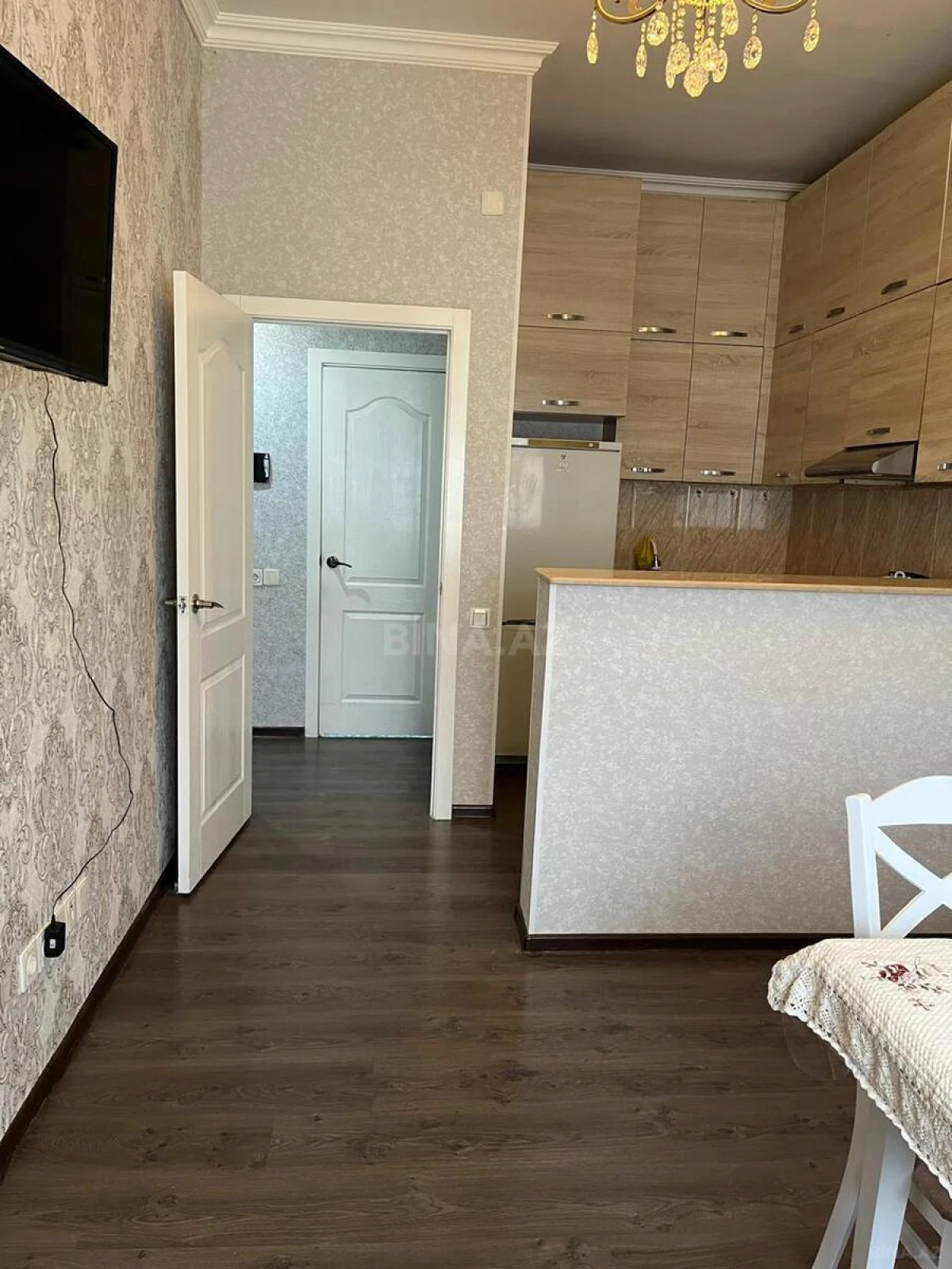 Kirayə verilir 2 otaqlı mənzil 50 m²