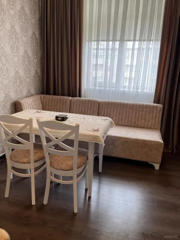 Kirayə verilir 2 otaqlı mənzil 50 m²