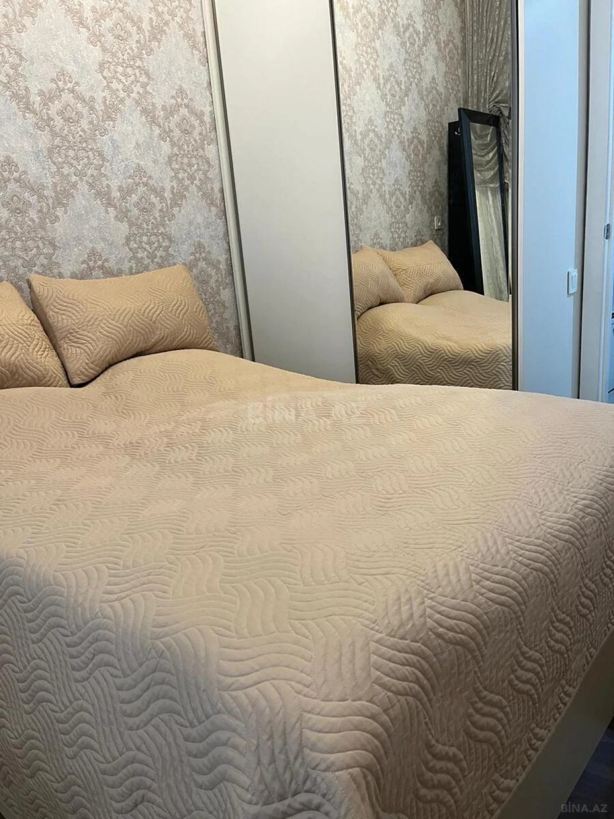 Kirayə verilir 2 otaqlı mənzil 50 m²