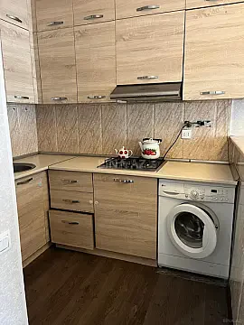 Kirayə verilir 2 otaqlı mənzil 50 m²