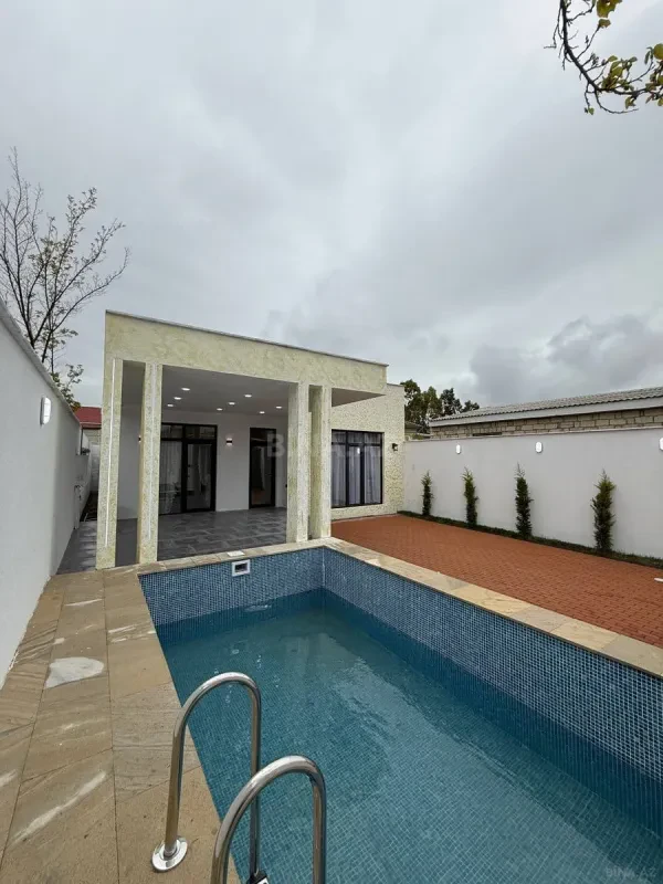 Satılır 3 otaqlı həyət evi 150 m²