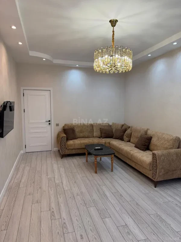 Satılır 3 otaqlı mənzil 88 m²