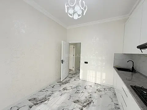 Satılır 3 otaqlı mənzil 110 m²