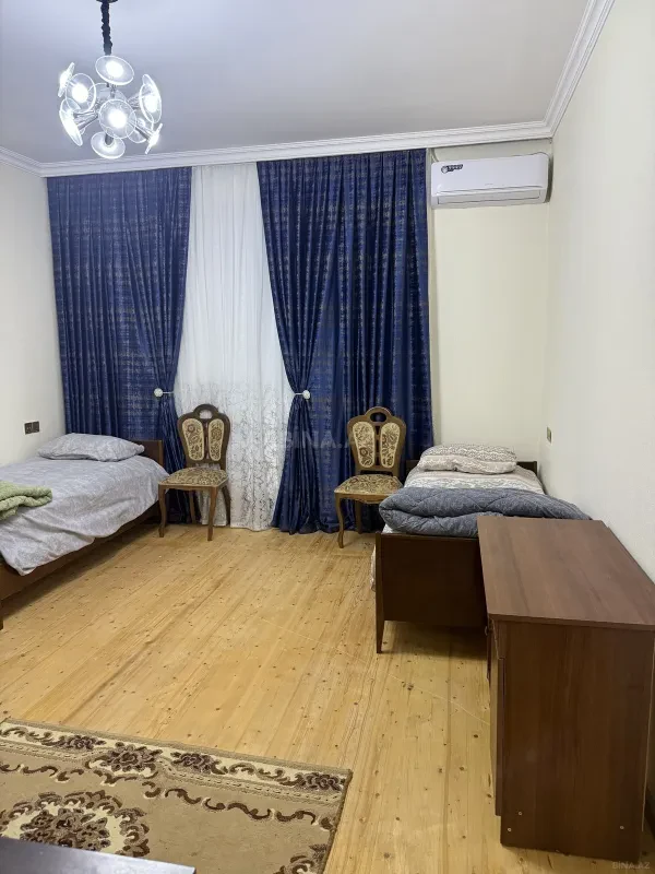 Kirayə verilir 4 otaqlı həyət evi 140 m²
