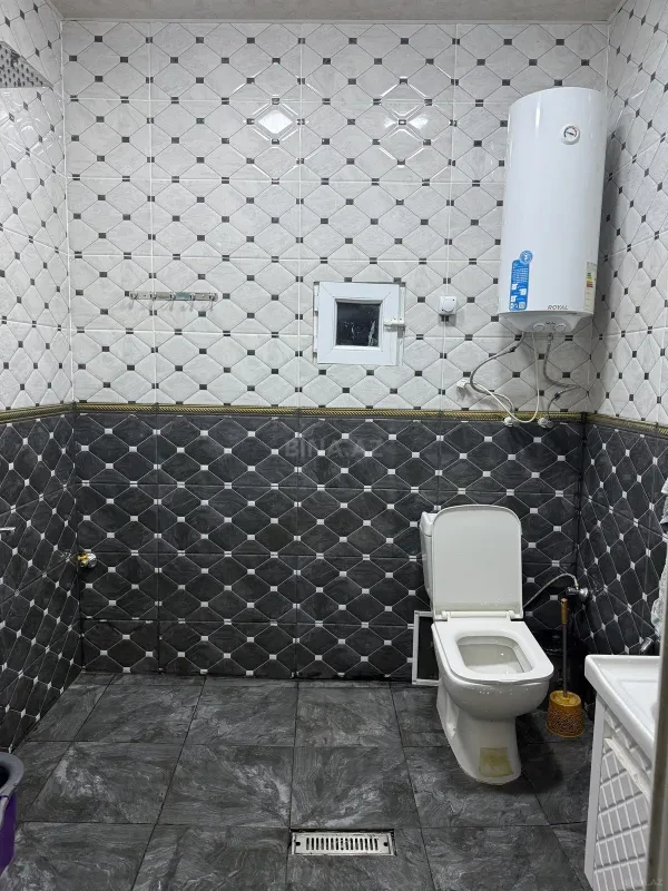 Kirayə verilir 4 otaqlı həyət evi 140 m²