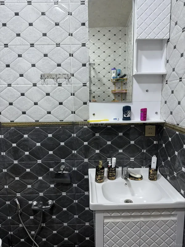Kirayə verilir 4 otaqlı həyət evi 140 m²