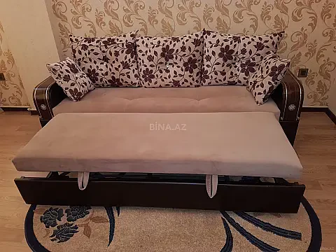 Kirayə verilir 2 otaqlı mənzil 80 m²