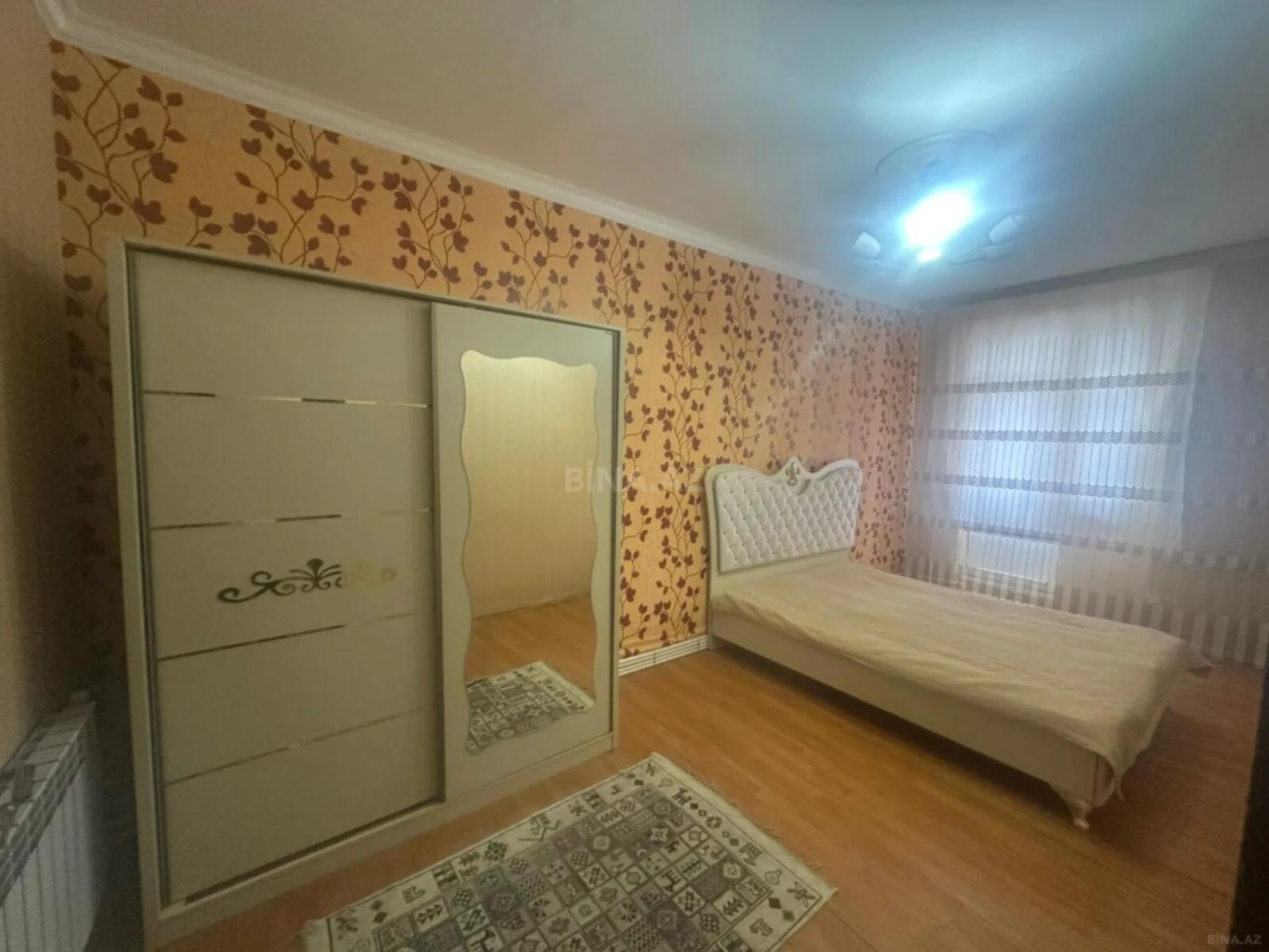 Kirayə verilir 4 otaqlı mənzil 87 m²