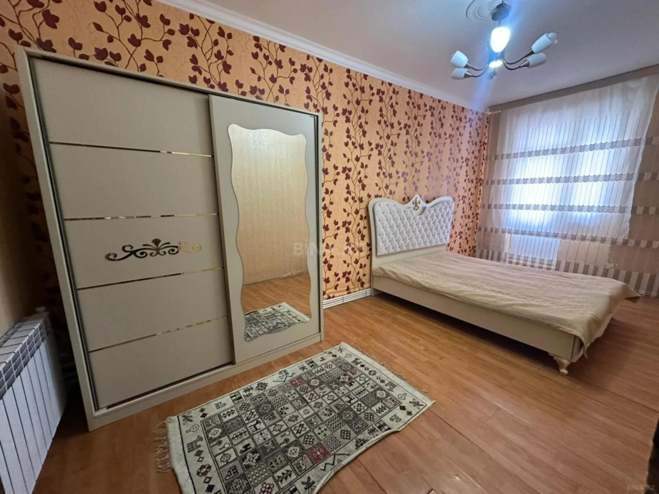 Kirayə verilir 4 otaqlı mənzil 87 m²