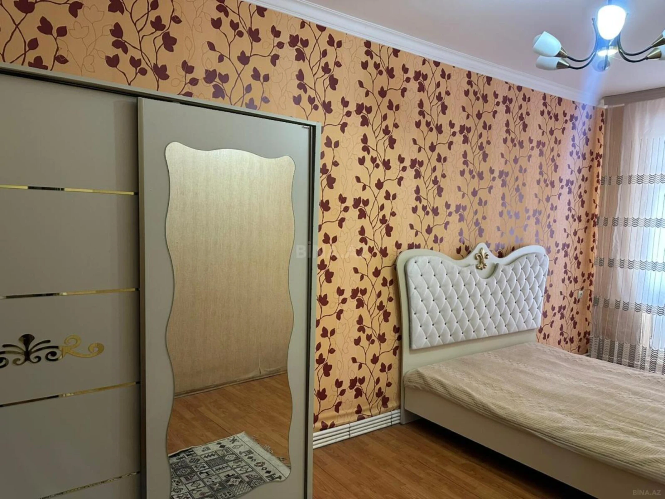 Kirayə verilir 4 otaqlı mənzil 87 m²