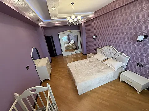 Kirayə verilir 3 otaqlı mənzil 127 m²